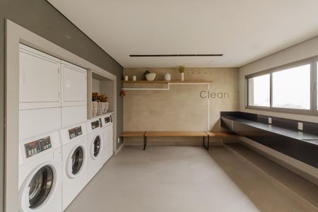 Studio para alugar com 27m², 1 quarto e sem vaga Studio para alugar com 27m², 1 quarto e sem vagaÁrea comum - Lavanderia