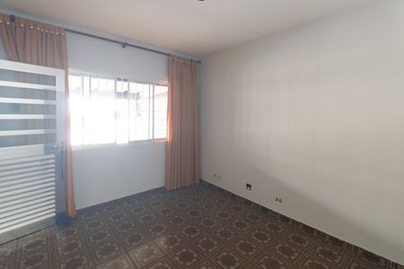 Casa à venda com 100m², 2 quartos e 2 vagasSala