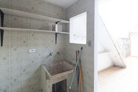 Casa à venda com 100m², 2 quartos e 2 vagasÁrea de Serviço