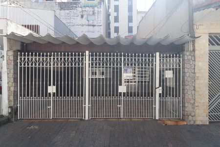 Casa à venda com 100m², 2 quartos e 2 vagasFachada