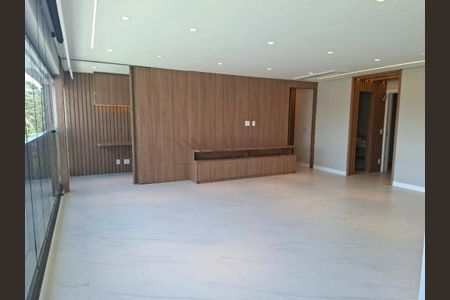 Apartamento para alugar com 3 quartos, 142m² em Real Parque, São Paulo
