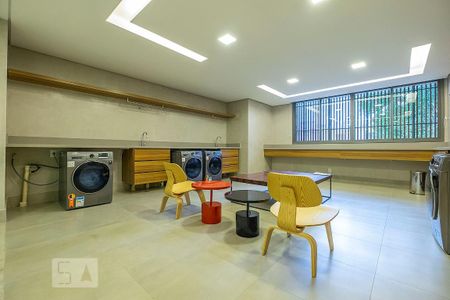 Studio para alugar com 33m², 1 quarto e 1 vaga Studio para alugar com 33m², 1 quarto e 1 vagaLavanderia