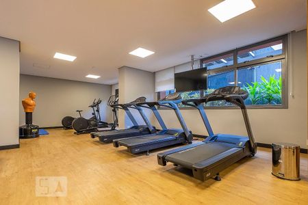Studio para alugar com 33m², 1 quarto e 1 vaga Studio para alugar com 33m², 1 quarto e 1 vagaAcademia