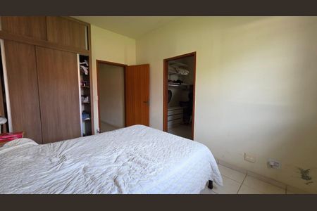 Casa de condomínio à venda com 1000m², 5 quartos e 5 vagas