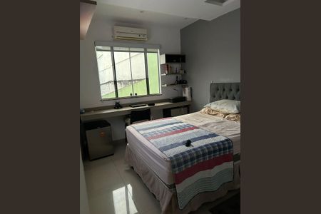 Casa à venda com 120m², 3 quartos e 1 vaga Casa à venda com 120m², 3 quartos e 1 vagaQuarto