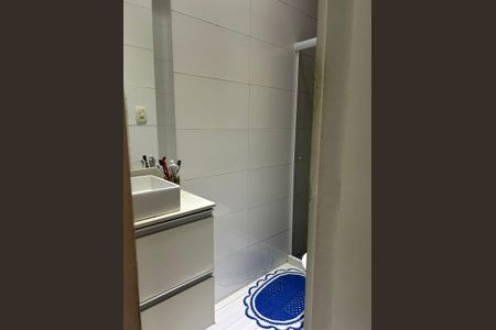 Casa à venda com 120m², 3 quartos e 1 vaga Casa à venda com 120m², 3 quartos e 1 vagaBanheiro
