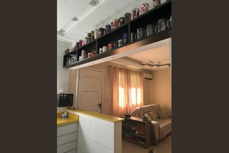 Casa à venda com 120m², 3 quartos e 1 vaga Casa à venda com 120m², 3 quartos e 1 vagaCozinha