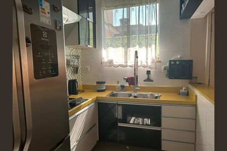 Casa à venda com 120m², 3 quartos e 1 vaga Casa à venda com 120m², 3 quartos e 1 vagaCozinha