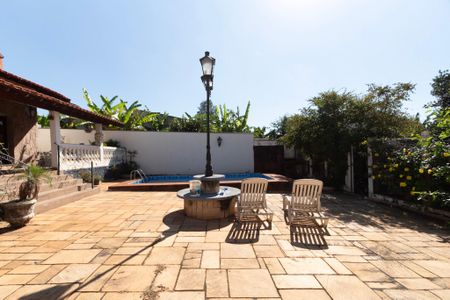 Casa para alugar com 200m², 5 quartos e 5 vagasQuintal 