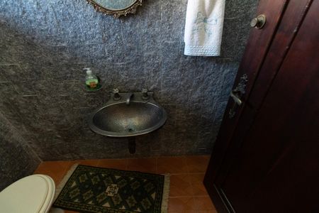 Casa para alugar com 200m², 5 quartos e 5 vagasLavabo 