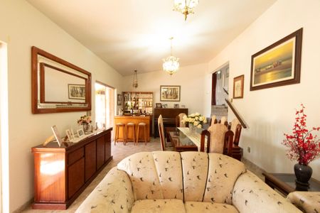 Sala  de casa para alugar com 5 quartos, 200m² em Jardim Sao Carlos, Sorocaba