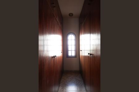 Casa para alugar com 200m², 5 quartos e 5 vagasSuíte 2 