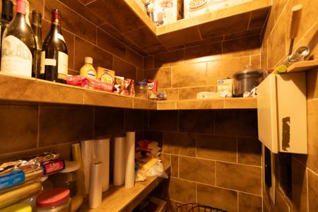 Casa para alugar com 200m², 5 quartos e 5 vagasCozinha 