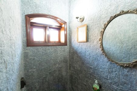 Casa para alugar com 200m², 5 quartos e 5 vagasLavabo 