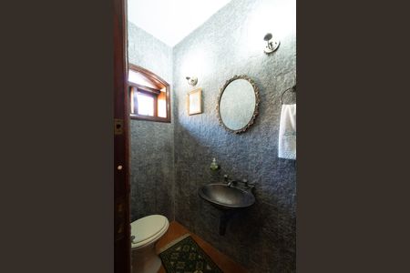 Casa para alugar com 200m², 5 quartos e 5 vagasLavabo 