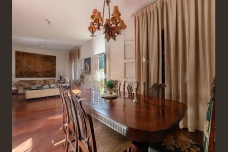 Casa para alugar com 4 quartos, 350m² em Morumbi, São Paulo