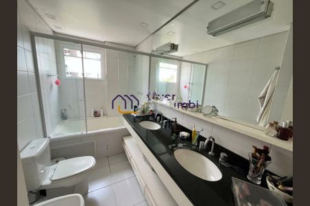 Apartamento para alugar com 168m², 3 quartos e 3 vagas