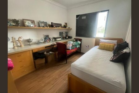 Apartamento para alugar com 185m², 4 quartos e 3 vagas