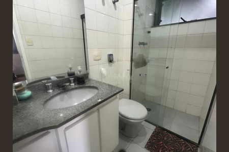 Apartamento para alugar com 185m², 4 quartos e 3 vagas