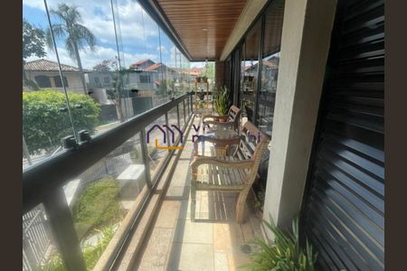 Apartamento para alugar com 185m², 4 quartos e 3 vagas