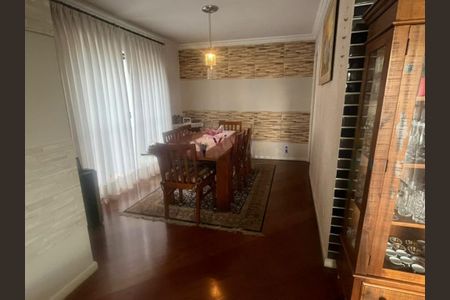 Apartamento para alugar com 185m², 4 quartos e 3 vagas