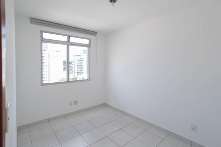Quarto de apartamento para alugar com 2 quartos, 70m² em Pampulha, Belo Horizonte