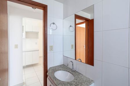Apartamento para alugar com 70m², 2 quartos e 1 vaga Apartamento para alugar com 70m², 2 quartos e 1 vagaBanheiro social