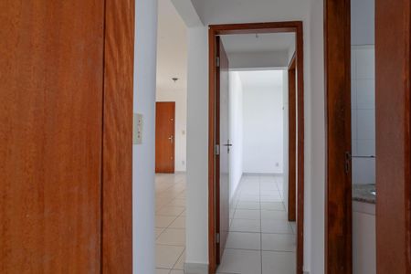 Corredor de apartamento para alugar com 2 quartos, 70m² em Pampulha, Belo Horizonte