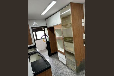Apartamento para alugar com 3 quartos, 250m² em Jardim Londrina, São Paulo
