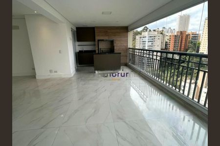 Apartamento para alugar com 142m², 3 quartos e 4 vagas