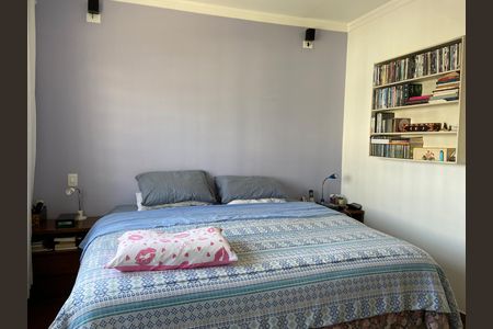 Quarto 1 de casa à venda com 4 quartos, 240m² em Vila Gomes, São Paulo
