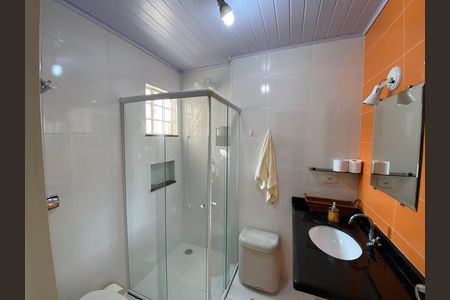 Edícula de casa à venda com 4 quartos, 240m² em Vila Gomes, São Paulo