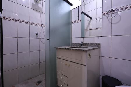 Casa à venda com 300m², 3 quartos e 3 vagas Casa à venda com 300m², 3 quartos e 3 vagasBanheiro da Suíte