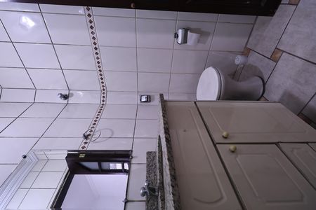 Casa à venda com 300m², 3 quartos e 3 vagas Casa à venda com 300m², 3 quartos e 3 vagasBanheiro da Suíte