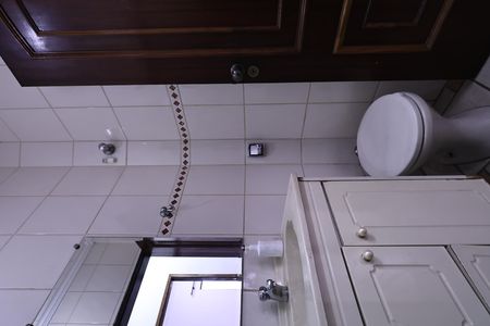 Casa à venda com 300m², 3 quartos e 3 vagas Casa à venda com 300m², 3 quartos e 3 vagasBanheiro