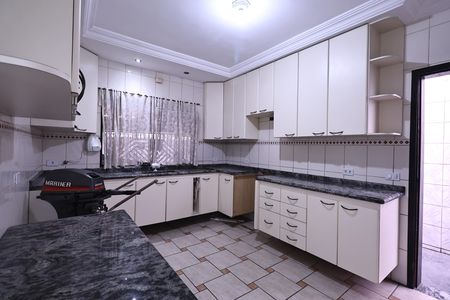 Casa à venda com 300m², 3 quartos e 3 vagas Casa à venda com 300m², 3 quartos e 3 vagasCozinha