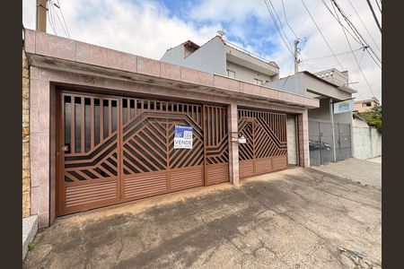 Fachada + placa grande WYNY-102 de casa à venda com 3 quartos, 300m² em Parque Capuava, Santo André