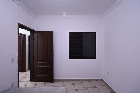 Casa à venda com 300m², 3 quartos e 3 vagas Casa à venda com 300m², 3 quartos e 3 vagasQuarto 1
