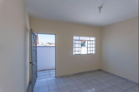 Casa à venda com 158m², 3 quartos e 3 vagasCasa 2- Sala