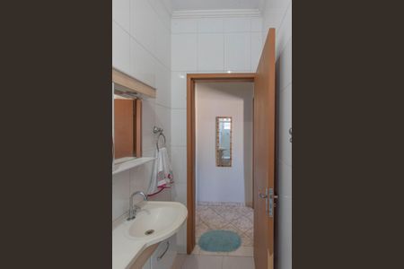 Casa à venda com 158m², 3 quartos e 3 vagasBanheiro