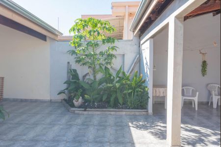 Casa à venda com 158m², 3 quartos e 3 vagasQuintal