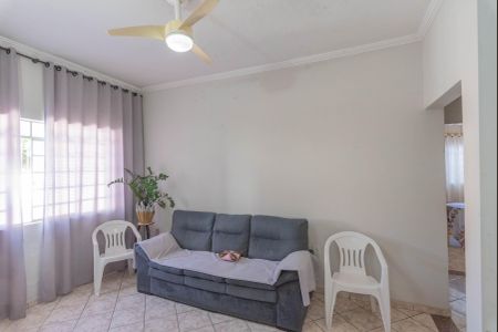Casa à venda com 158m², 3 quartos e 3 vagasSala