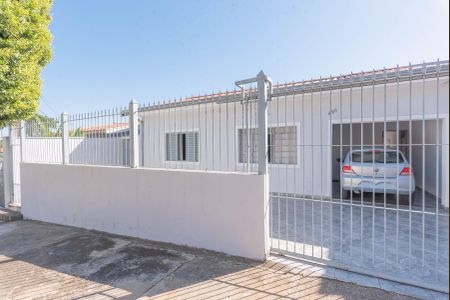 Casa à venda com 158m², 3 quartos e 3 vagasFachada