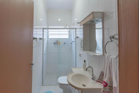 Casa à venda com 158m², 3 quartos e 3 vagasBanheiro