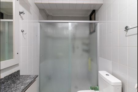 Apartamento à venda com 140m², 3 quartos e 3 vagas Apartamento à venda com 140m², 3 quartos e 3 vagasBanheiro da Suíte