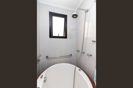 Apartamento à venda com 140m², 3 quartos e 3 vagas Apartamento à venda com 140m², 3 quartos e 3 vagasBanheiro 2