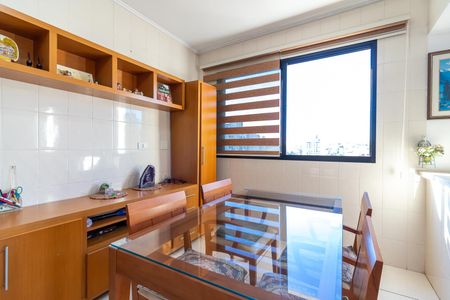 Apartamento à venda com 140m², 3 quartos e 3 vagas Apartamento à venda com 140m², 3 quartos e 3 vagasSala de Jantar