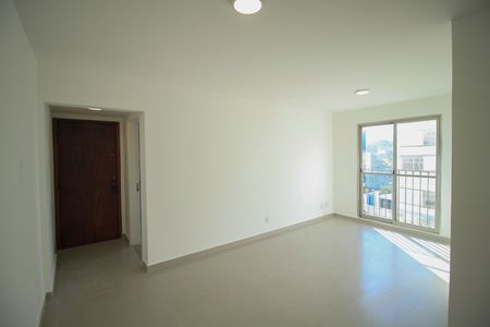 Apartamento à venda com 70m², 2 quartos e 1 vaga
