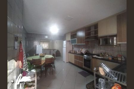 Casa à venda com 2 quartos, 238m² em Jardim Santa Emilia, Guarulhos