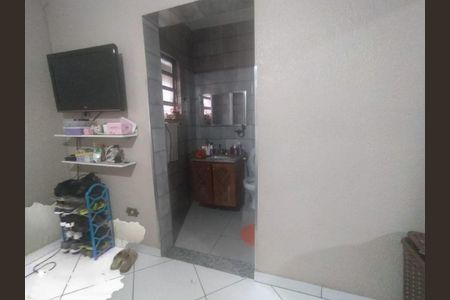 Casa à venda com 238m², 2 quartos e 3 vagas